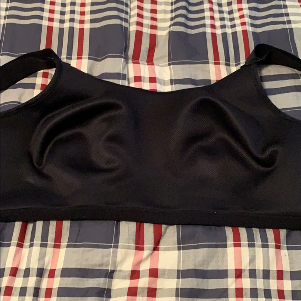 Sports bra